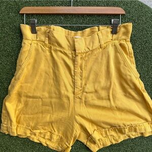 Labdip Flowy High Waisted Yellow Women's Shorts / Size 38 (US 8)